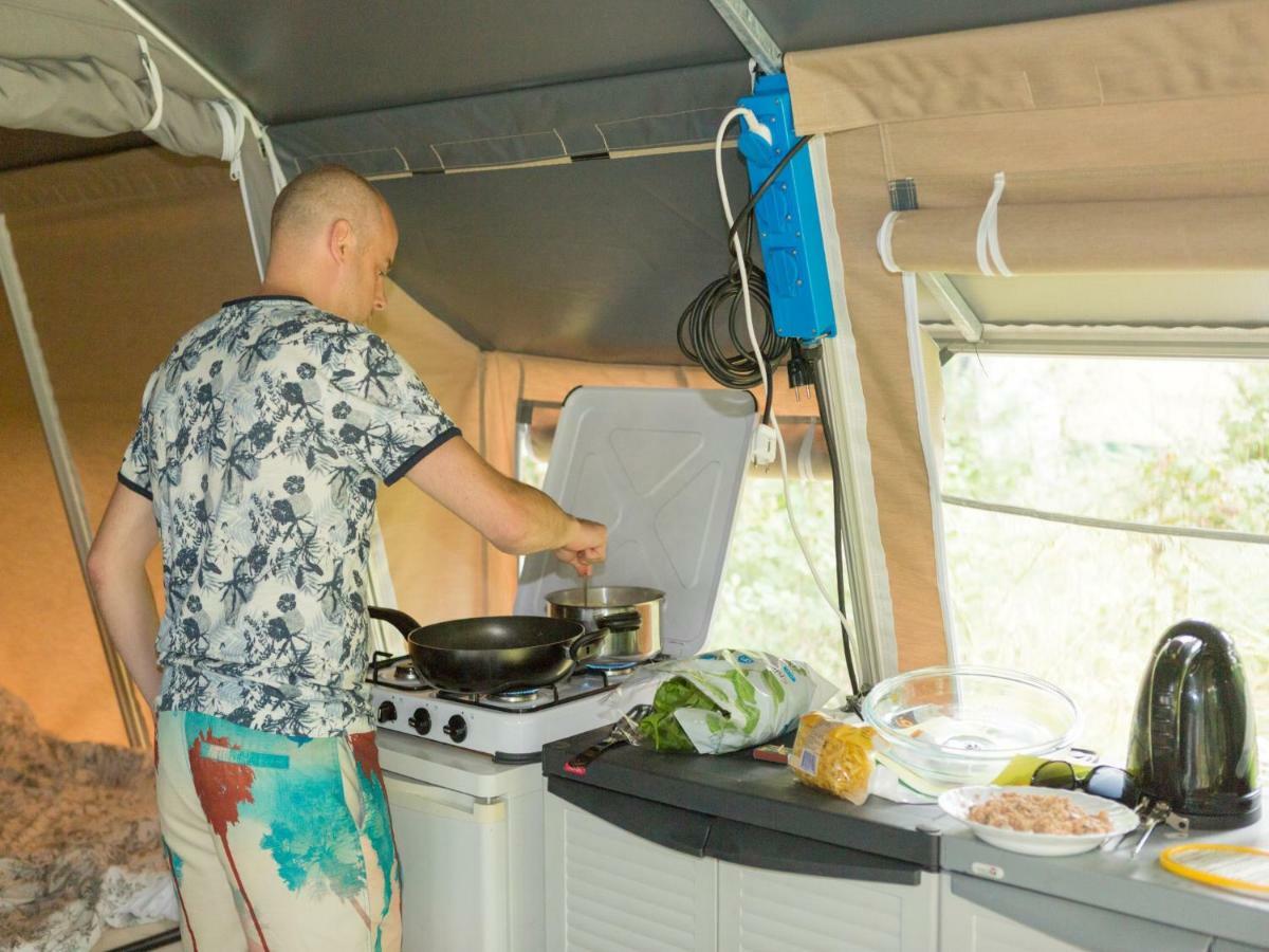 Country Camp Camping Nommerlayen Nommern Kültér fotó